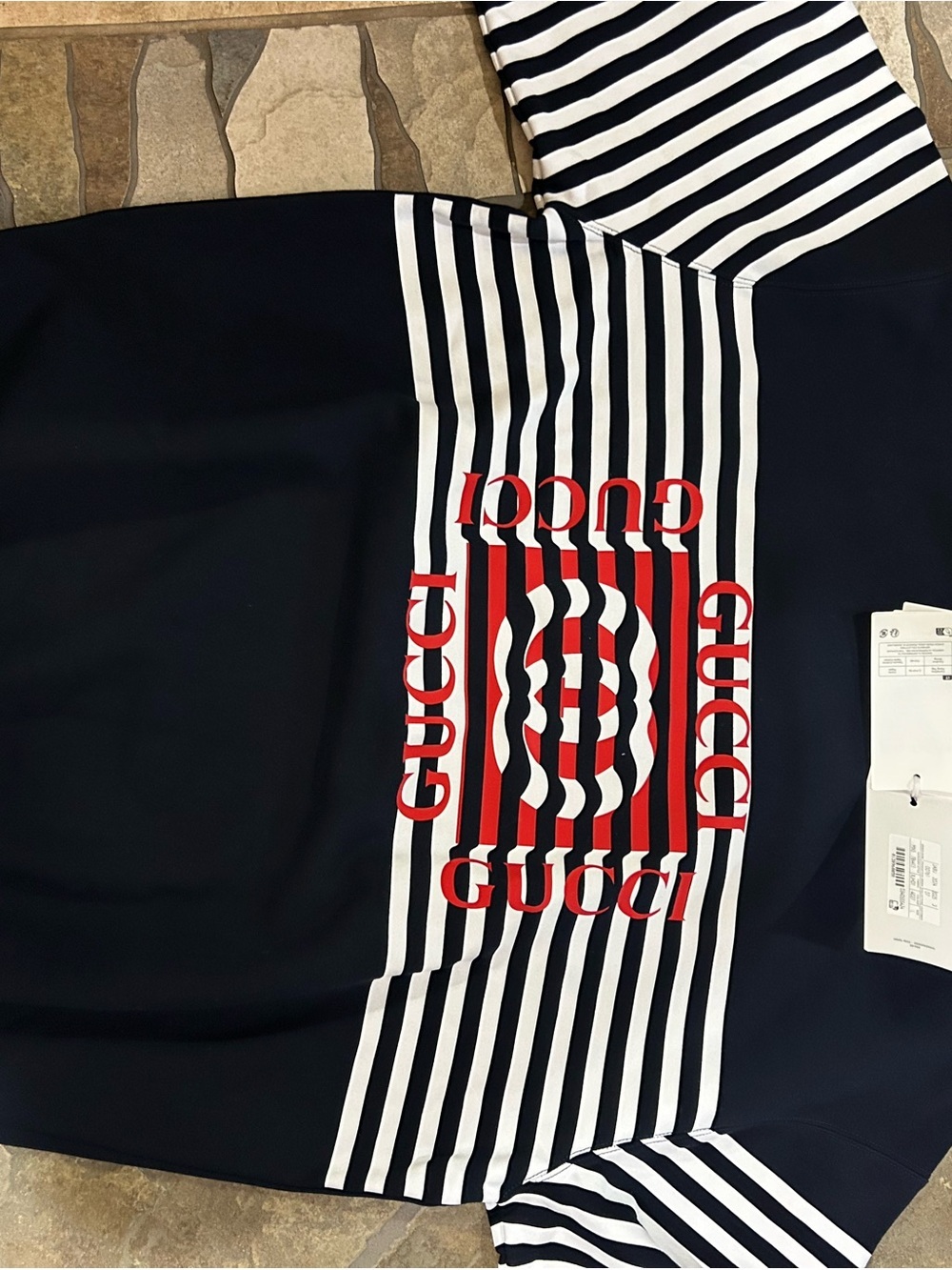 Men's Gucci 100% cotton logo print sweatshirt size large made in Italy NWT - Picture 9 of 9